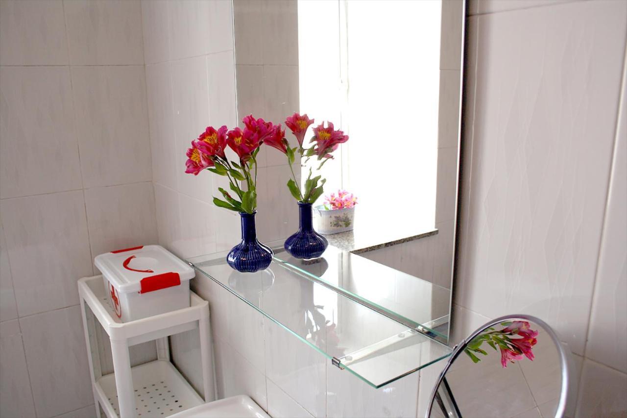 Piso Centrico Amplio, Luminoso, En Casa De Piedra Apartment Guitiriz Ngoại thất bức ảnh